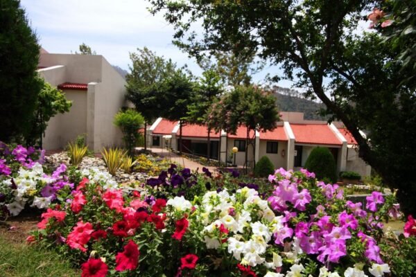 Hotel Country Inn Bhimtal - Gallery 10