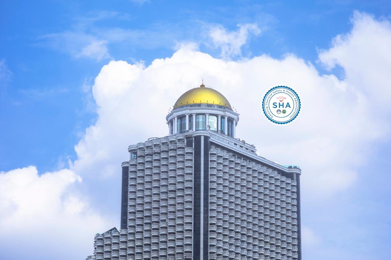 The Resonance Club at State Tower Bangkok